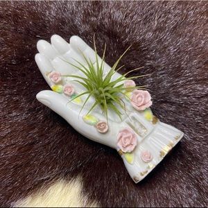 1940s-1950s porcelain hand